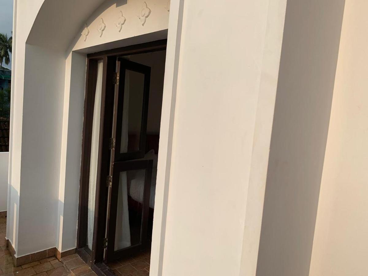 Solo Inn Kochi Екстериор снимка