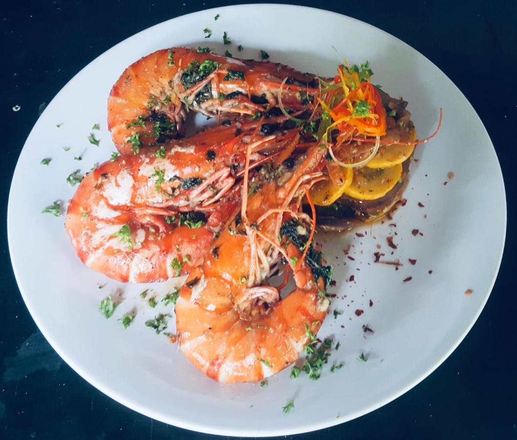 Solo Inn Kochi Екстериор снимка